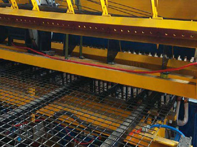 護(hù)欄網(wǎng)生產(chǎn)車(chē)間